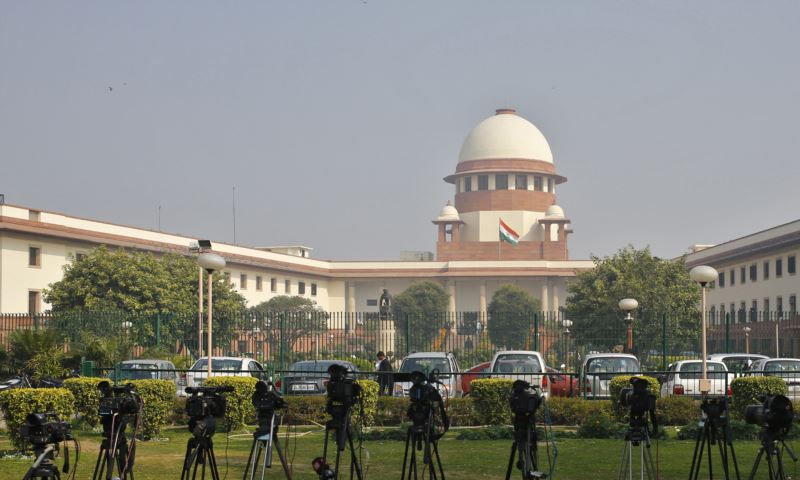 کشمیر: بھارتی سپریم کورٹ شق 370 کے خاتمے کی سماعت یکم اکتوبر کو کرےگی