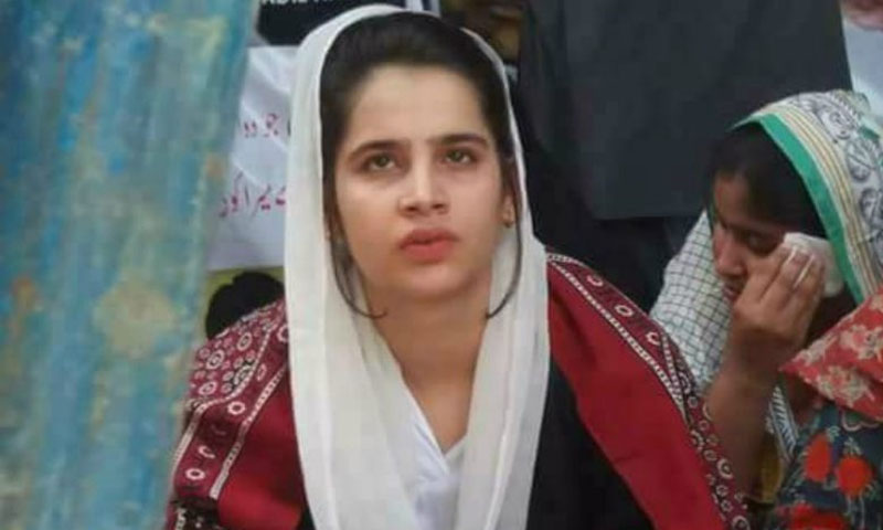 تہرے قتل کا معاملہ، درخواست گزار لڑکی سپریم کورٹ پہنچ گئی تہرے قتل کا معاملہ، درخواست گزار لڑکی سپریم کورٹ پہنچ گئی