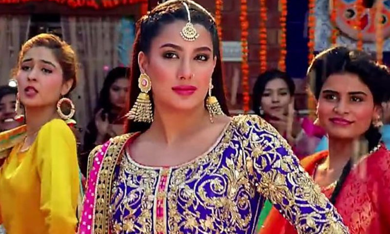  مہوش حیات کی 38ویں سالگرہ آج