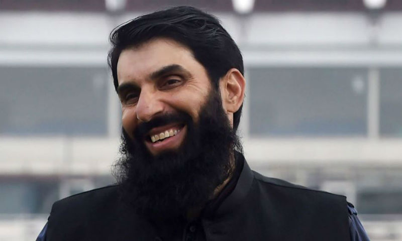 سابق ہیڈ کوچ مصباح الحق میں کورونا وائرس کی تصدیق