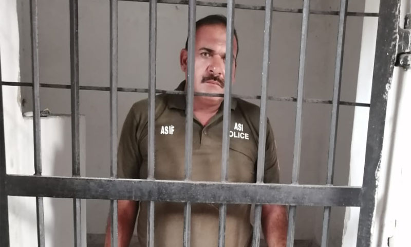 معمر خاتون سے بد تمیزی: پولیس اہلکار گرفتار، مقدمہ درج