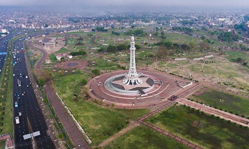 قوانین کی خلاف ورزیاں: چالانوں کی سنچری کرنیوالی گاڑی پکڑی گئی