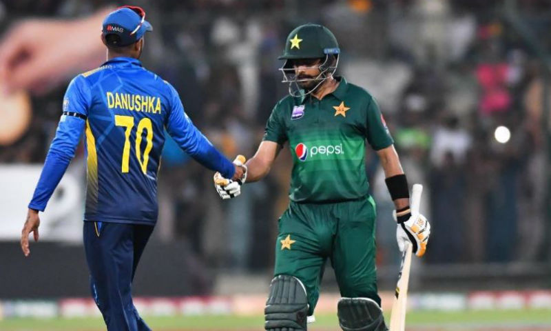 ٹی ٹوینٹی سیریز، سری لنکا کا ٹاس جیت پر بیٹنگ کا فیصلہ