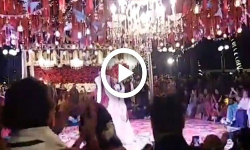 اسد عمر کے ڈانس کی ویڈیو سوشل میڈیا پر وائرل