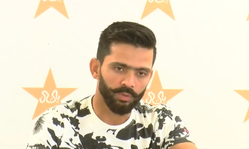 انگلینڈ: پاکستانی بیٹنگ لڑکھڑا گئی، فواد عالم صفر پر آؤٹ