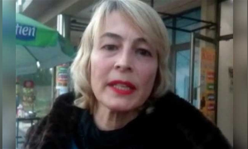 کینیڈین خاتون انصاف کے حصول کے لیے پاکستان پہنچ گئی