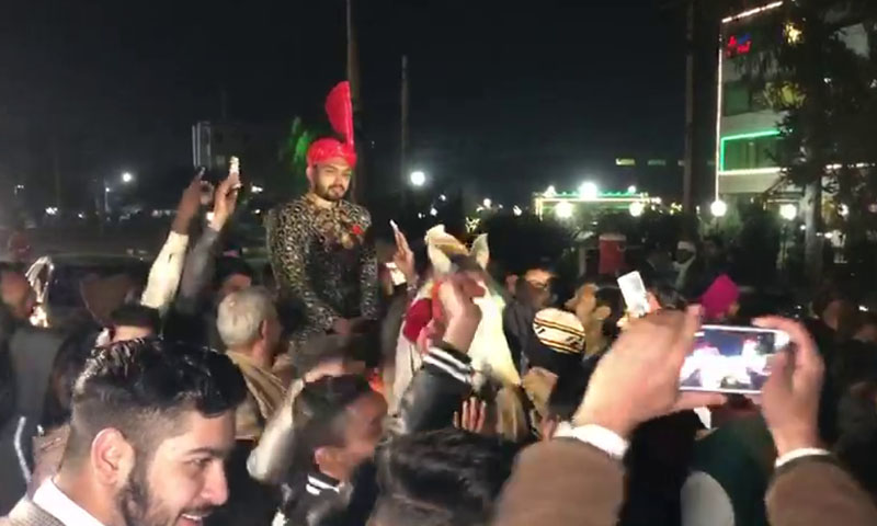 دلہن کو فرمائش پر منہ دکھائی میں گولڈ میڈل دوں گا، قومی ریسلر انعام بٹ