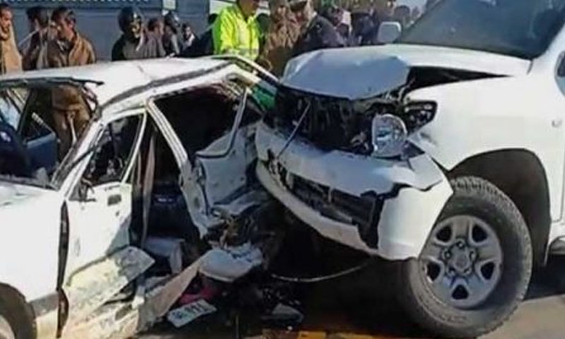 امریکی سفارتخانے کی گاڑی کی ٹکر، خاتون جاں بحق، 5 افراد زخمی