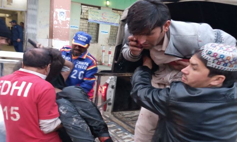 کوئٹہ، باچا خان چوک کے قریب دھماکہ، 2 افراد جاں بحق، 14 زخمی