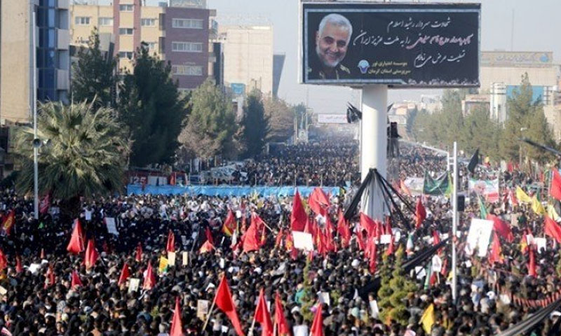 قاسم سلیمانی کے جنازے میں بھگدڑ، درجنوں جاں بحق