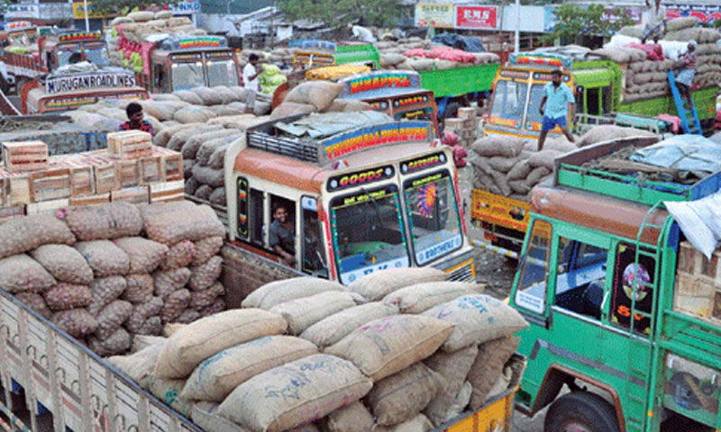 گڈزٹرانسپورٹرز کی ہڑتال سے آٹھ دن میں 15 لاکھ ڈالر کا نقصان