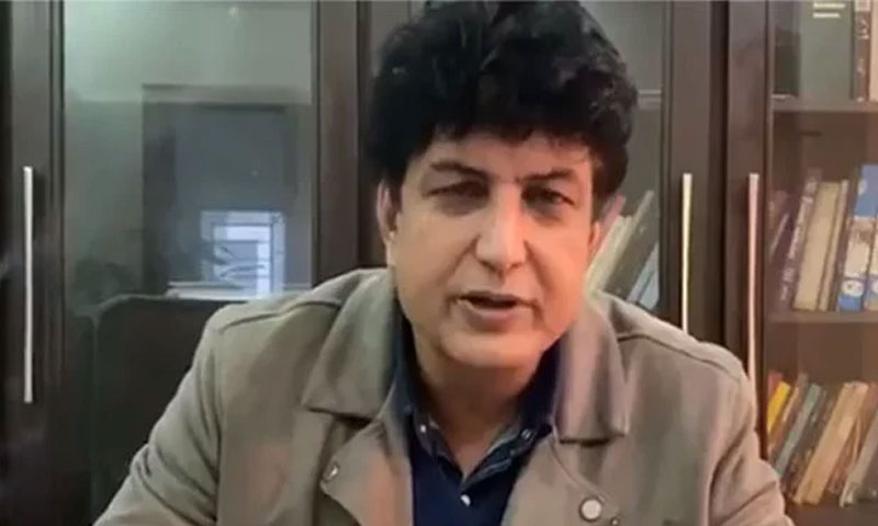 خلیل الرحمن قمر نے سونیا حسین کو اپنے ڈراموں کیلئے نااہل قرار دے دیا