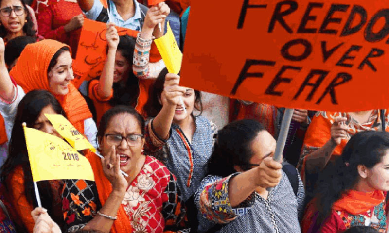 عورت مارچ ضرور ہونا چاہیئے، رانا ثنا اللہ