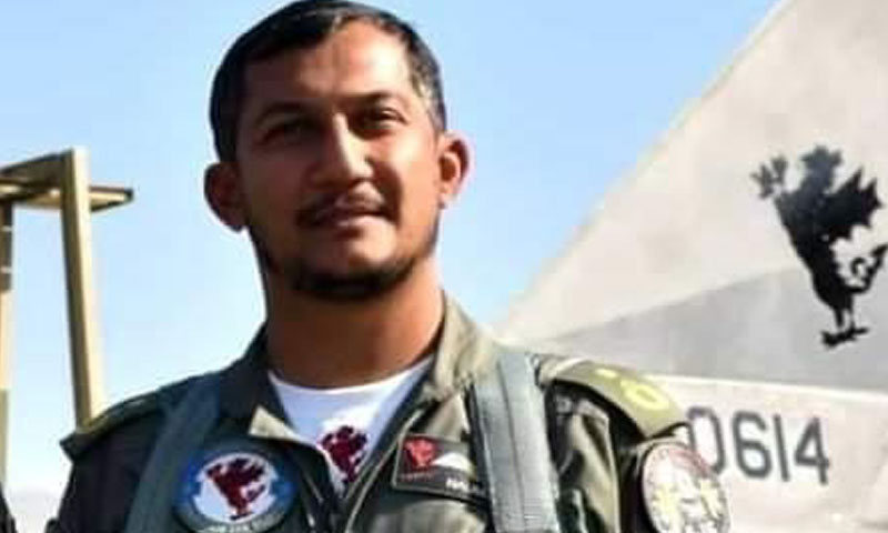 لاہور: قوم کا بہادر سپوت، ونگ کمانڈر نعمان اکرم شہید سپرد خاک