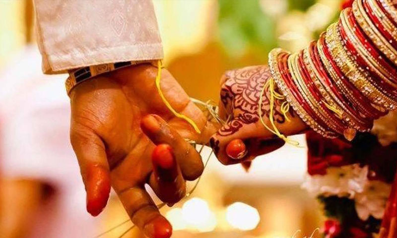 سودا سلف لینے گیا گڈو دلہن لے آیا