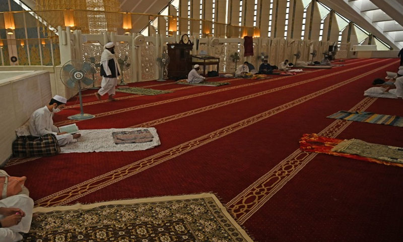 رمضان المبارک کی 27 ویں شب: لیلۃ القدر کی تلاش