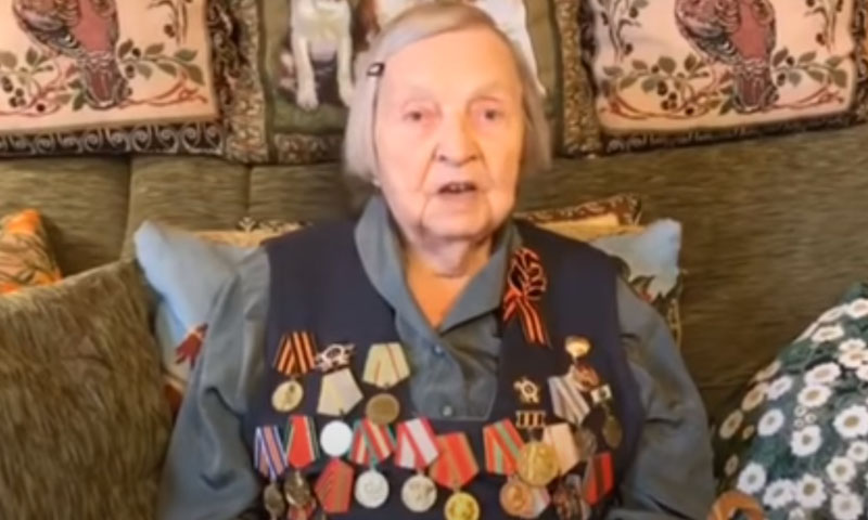 کورونا: روس کی سابق فوجی افسر برطانوی ٹام کے نقش قدم پر۔۔۔