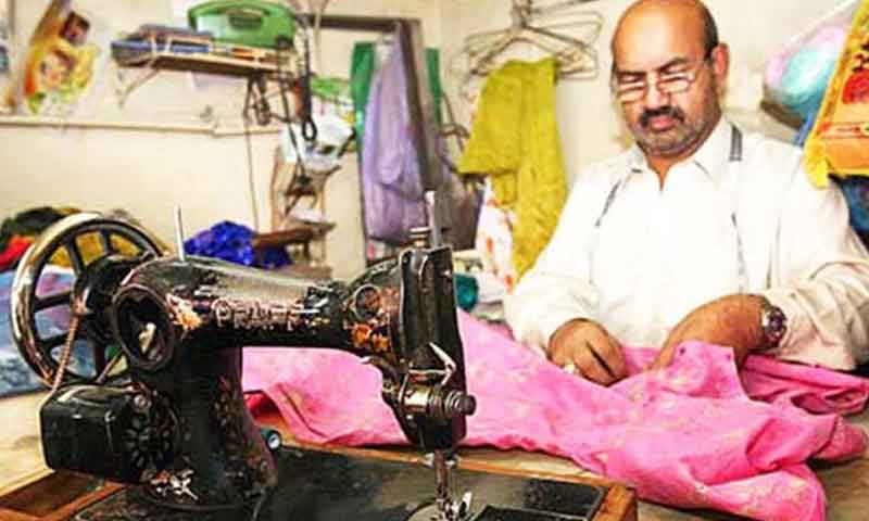 کورونا، درزیوں کی دکانیں کھل گئیں مگر کام نہیں مل رہا