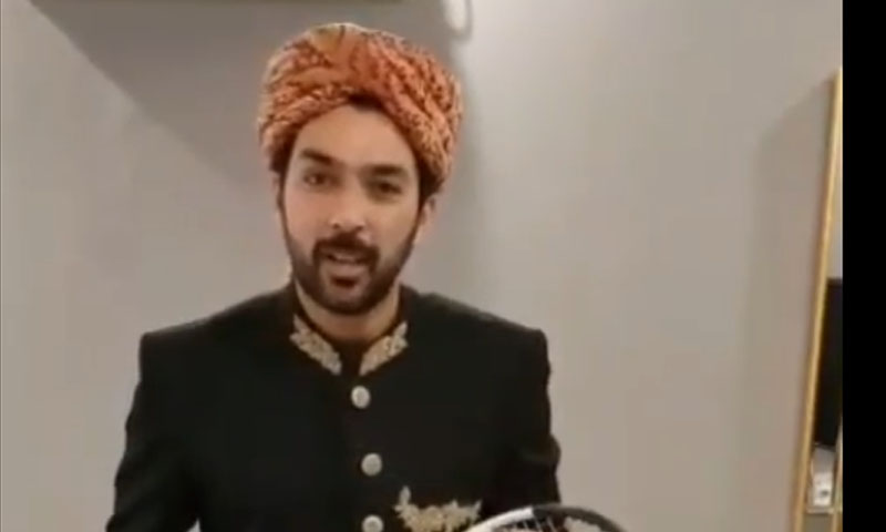 اعصام الحق کا راجر فیڈرر کو منفرد جواب، شیروانی اور پگڑی میں