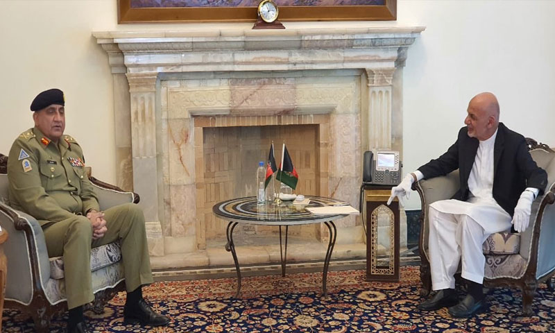 آرمی چیف جنرل قمر جاوید باجوہ ایک روزہ دورے پر افغانستان پہنچ گئے