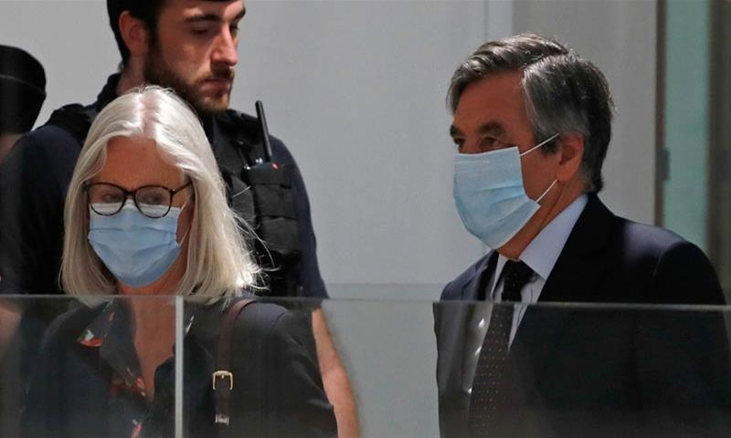 اختیارات کا ناجائز استعمال، سابق فرانسیسی وزیر اعظم کو سزا