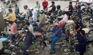 وفاقی حکومت کا موٹر سائیکل اور رکشہ مالکان کو 23 ارب روپے سبسڈی دینے کا فیصلہ