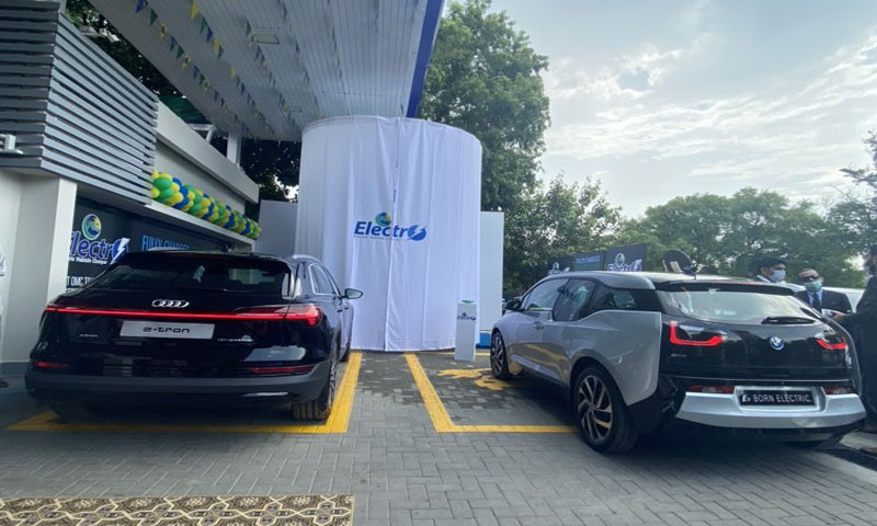 اسلام آباد میں پہلے کار چارجنگ اسٹیشن کا افتتاح ہوگیا