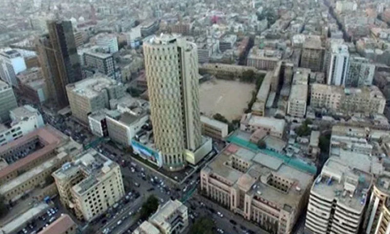 کراچی: سرکاری گاڑی پر فائرنگ،ایک جاں بحق,اسسٹنٹ کمشنر زخمی