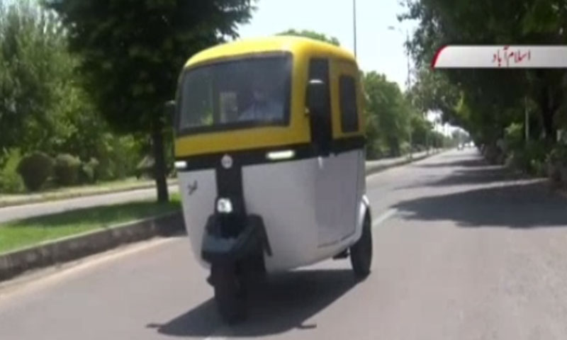 پاکستانی نوجوانوں کا تیار کردہ الیکٹرک رکشہ پاکستانی نوجوانوں نے الیکٹرک رکشہ تیار کر لیا