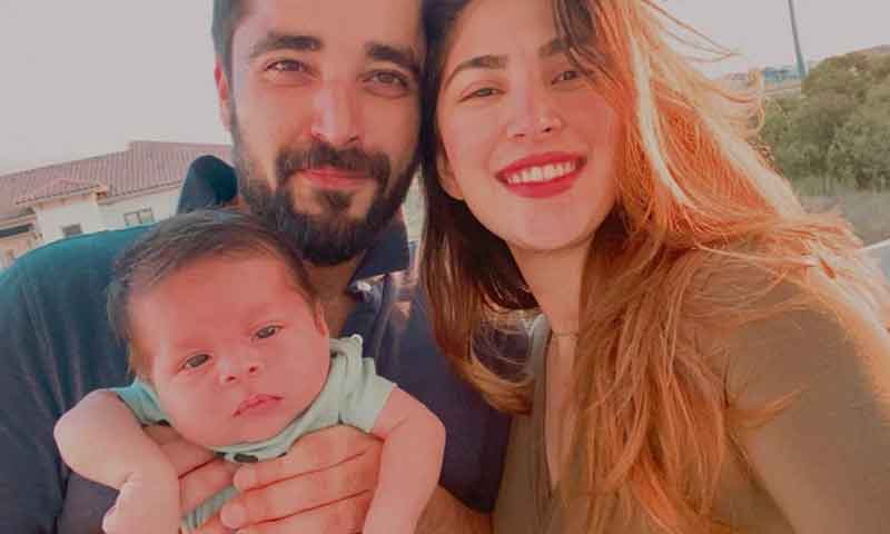 حمزہ علی عباسی کا مسکراتا خاندان