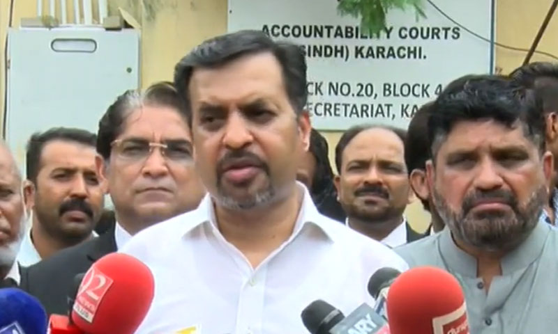 کیا عمران خان کی حمایت پر ایم کیو ایم کو بچایا جا رہا ہے ؟ مصطفی کمال