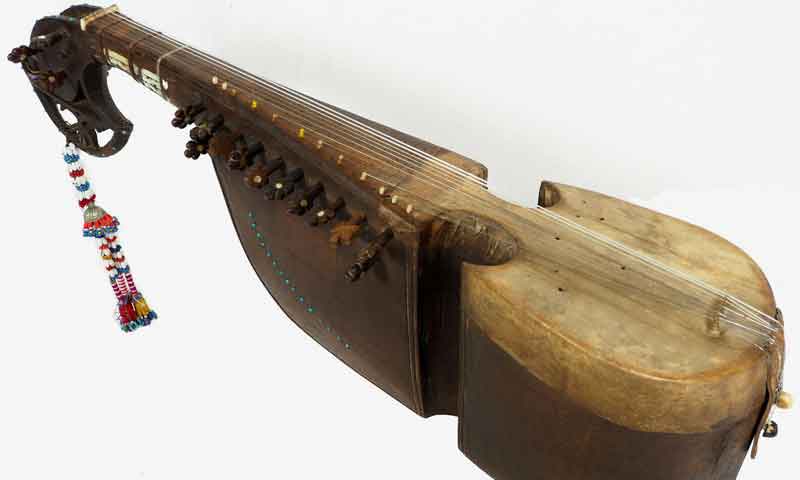 پشاور کا موسیقی سے محبت کرنے والا جوڑا