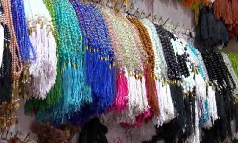 کورونا کے باعث تسبیح اور مسواک کا کاروبار بھی متاثر