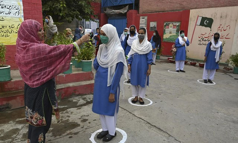 این سی او سی اجلاس میں کورونا کیسز کی مثبت شرح کا جائزہ لیا گیا