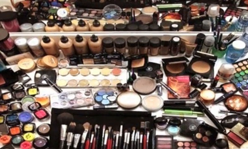 جعلی کاسمیٹکس