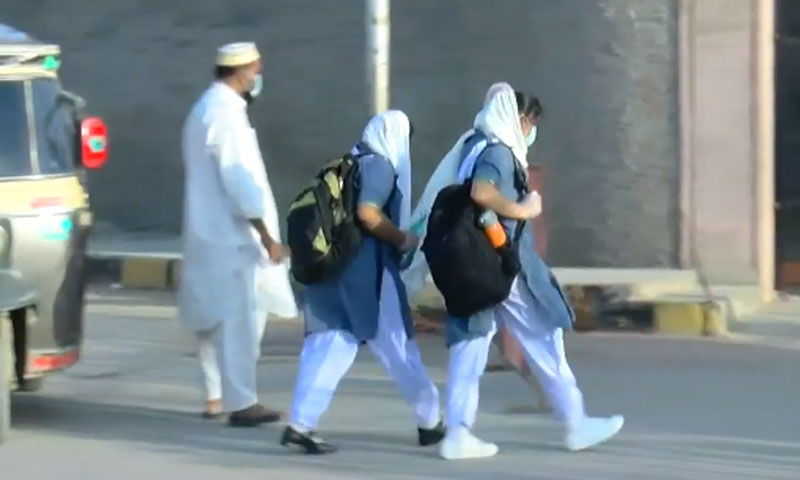 کورونا: سندھ میں تعلیمی ادارے تاحکم ثانی بند سندھ میں بارشوں کے پیش نظر تعلیمی اداروں میں مزید دو دن تعطیل کا اعلان