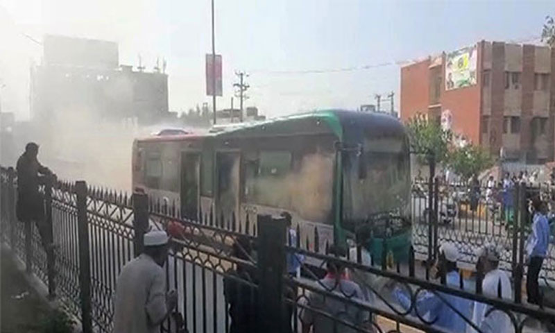 بی آر ٹی بس پھر خراب