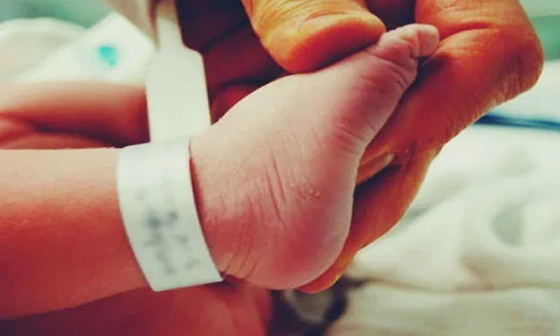 بحرین: مردہ قرار دیے گئے بچے تدفین کے دوران زندہ ہو گئے