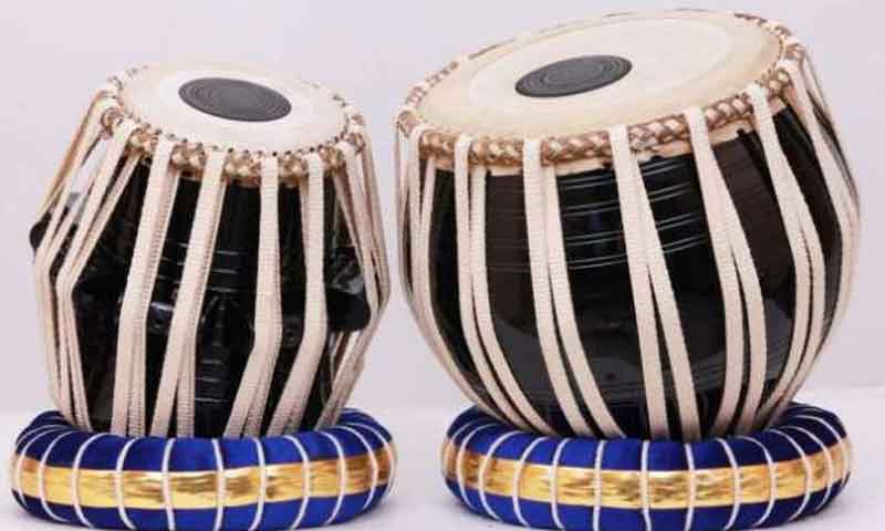 پشاور کے قصہ خوانی بازار میں طبلہ سازی کی قدیم دکان