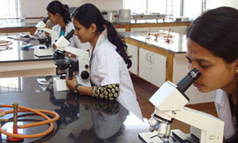 پنجاب: آئندہ سال میٹرک اور انٹرمیڈیٹ کے پریکٹیکلز نہیں ہوں گے