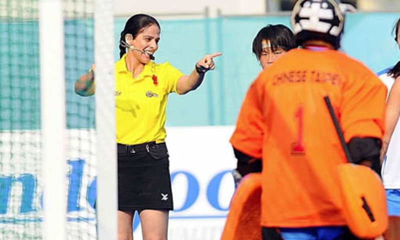 پاکستان کی پہلی خاتون امپائر