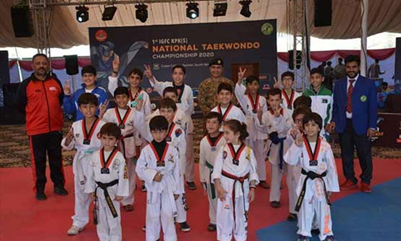 وزیرستان میں ملک بھر سے آئے کھلاڑیوں کا زبردست استقبال