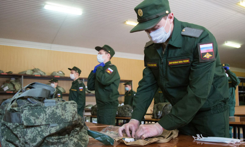 روس: فوجیوں کو ویکسین دینے کی مہم شروع کردی