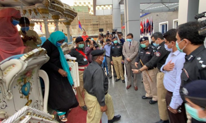 آئی جی سندھ کیجانب سے اے ایس آئی محمد بخش کیلئے 20 لاکھ روپے انعام کا اعلان