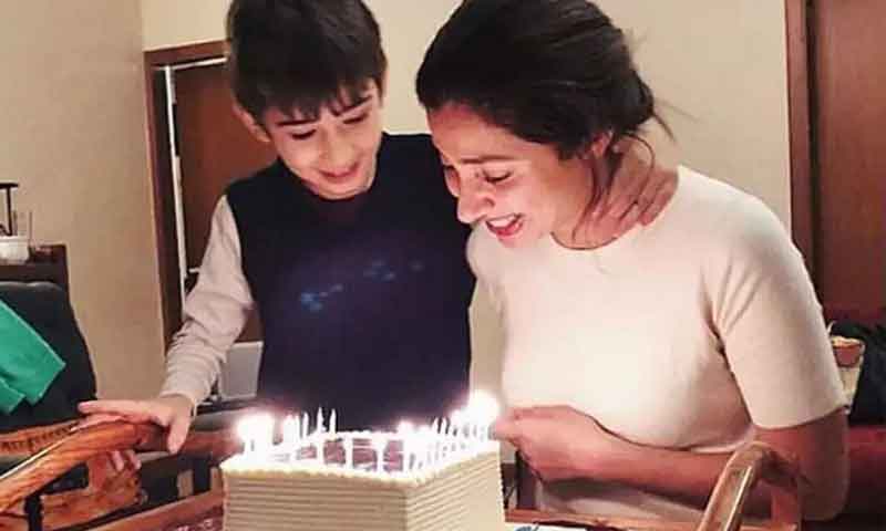 سپر اسٹار ماہرہ خان کو سالگرہ مبارک