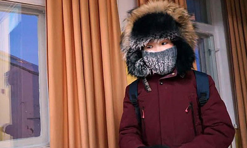 منفی51 ڈگری میں تعلیم حاصل کرنے والے بچے