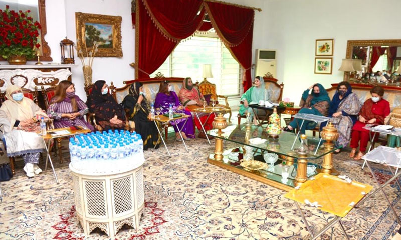 عوام پی ڈی ایم کی طرف دیکھ رہے ہیں، مریم نواز