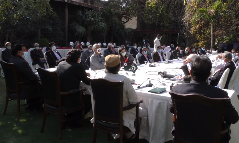 سی ای سے اجلاس: پیپلز پارٹی کے بیشتر ارکان کی استعفوں کی مخالفت