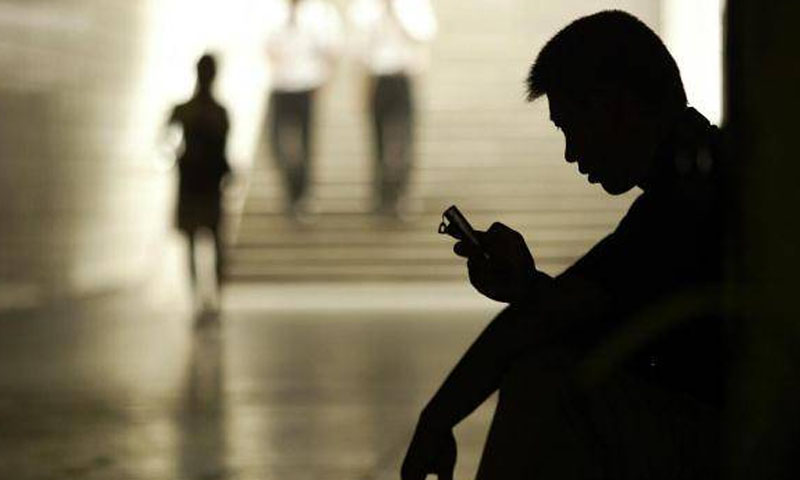 نازیبا ویڈیوز بنانے والے عالمی گروہ کا کارندہ گرفتار