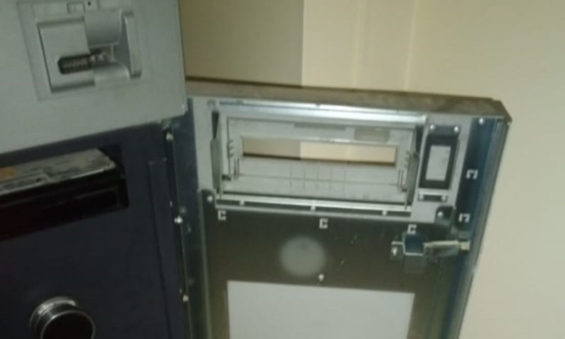 کراچی: اے ٹی ایم سے 18 لاکھ چرانے والا ملزم کوڈ جانتا تھا